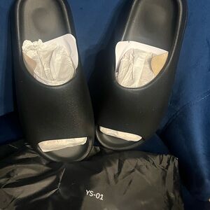 Yeezy Black Slides